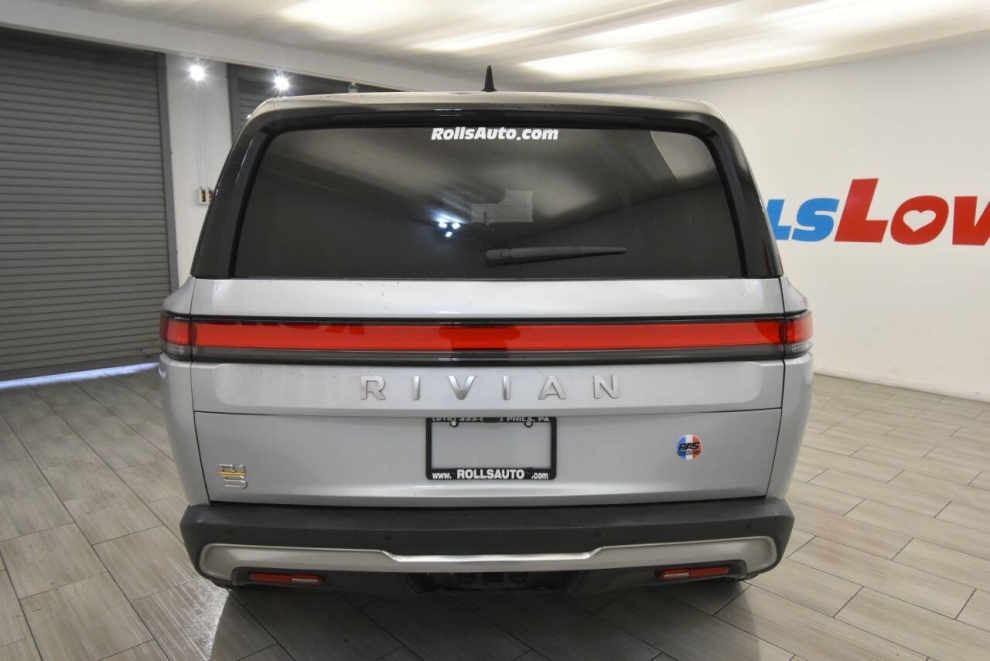 2023 Rivian R1S Launch Edition AWD 4dr SUV, Silver, Mileage: 76,411 - photo 3