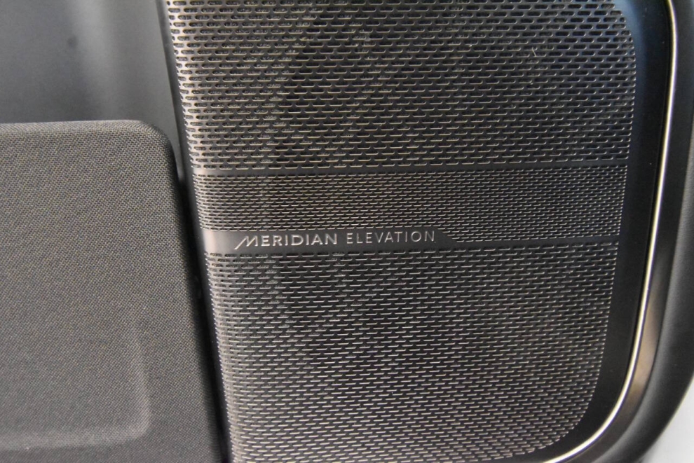 2023 Rivian R1S Launch Edition AWD 4dr SUV, Silver, Mileage: 76,411 - photo 32