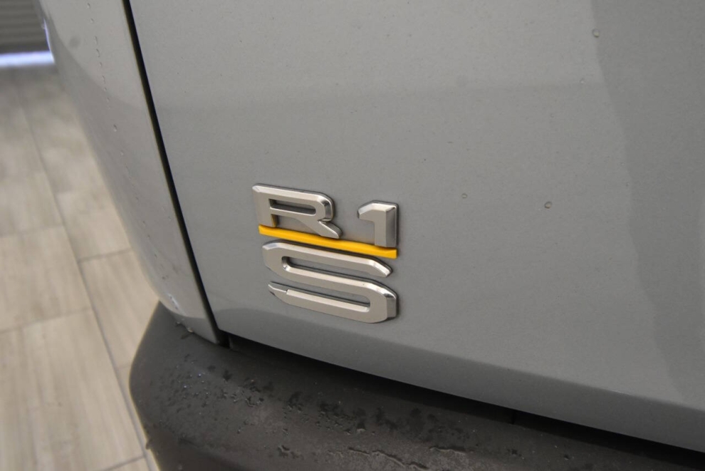 2023 Rivian R1S Launch Edition AWD 4dr SUV, Silver, Mileage: 76,411 - photo 33