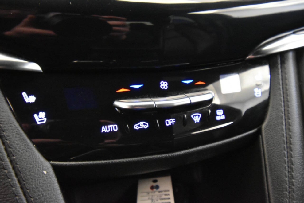 2023 Cadillac XT6 Premium Luxury 4x4 4dr SUV, Black, Mileage: 79,530 - photo 21