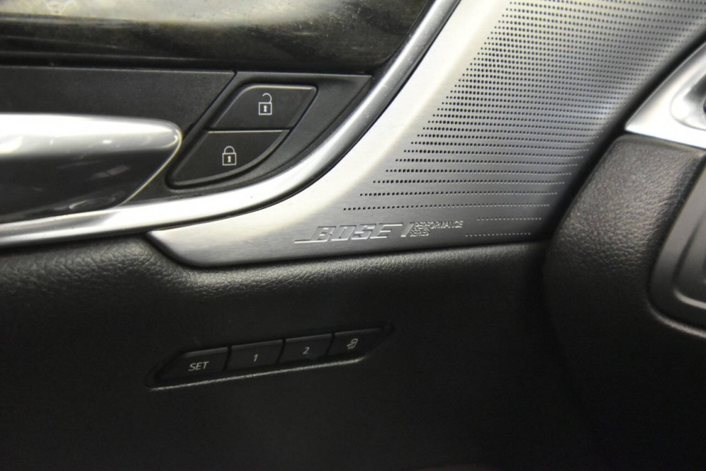 2023 Cadillac XT6 Premium Luxury 4x4 4dr SUV, Black, Mileage: 79,530 - photo 31