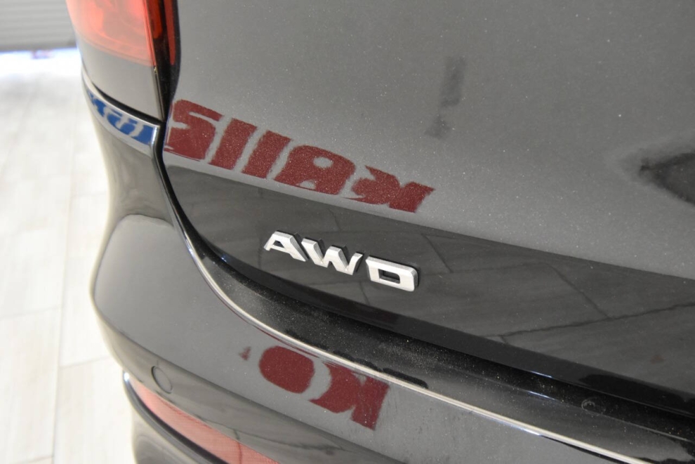 2023 Cadillac XT6 Premium Luxury 4x4 4dr SUV, Black, Mileage: 79,530 - photo 34