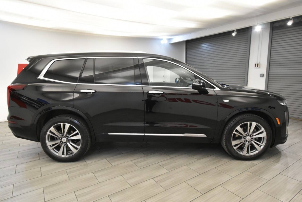 2023 Cadillac XT6 Premium Luxury 4x4 4dr SUV, Black, Mileage: 79,530 - photo 5