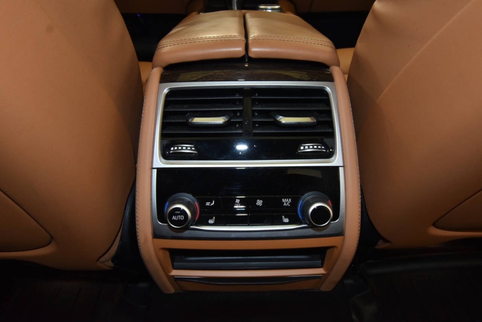 2022 BMW 7 Series 740i xDrive AWD 4dr Sedan, Gris, Mileage: 65,405 - photo 20