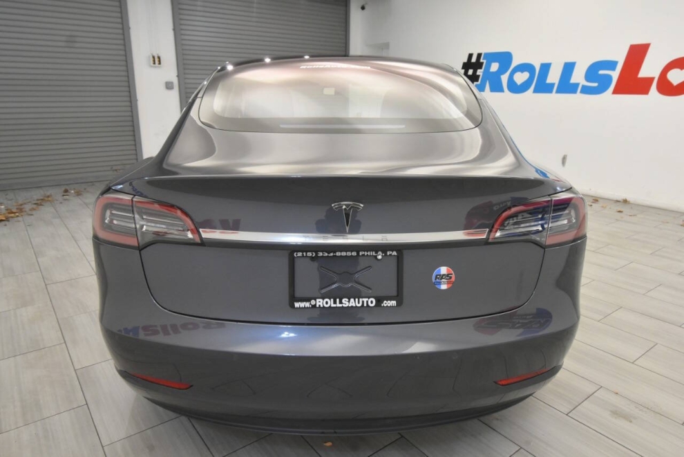 2018 Tesla Model 3 Long Range 4dr Fastback, Gray, Mileage: 73,268 - photo 3