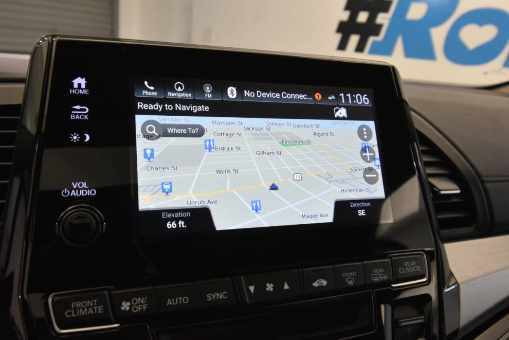 2019 Honda Odyssey Elite 4dr Mini Van, White, Mileage: 101,961 - photo 20