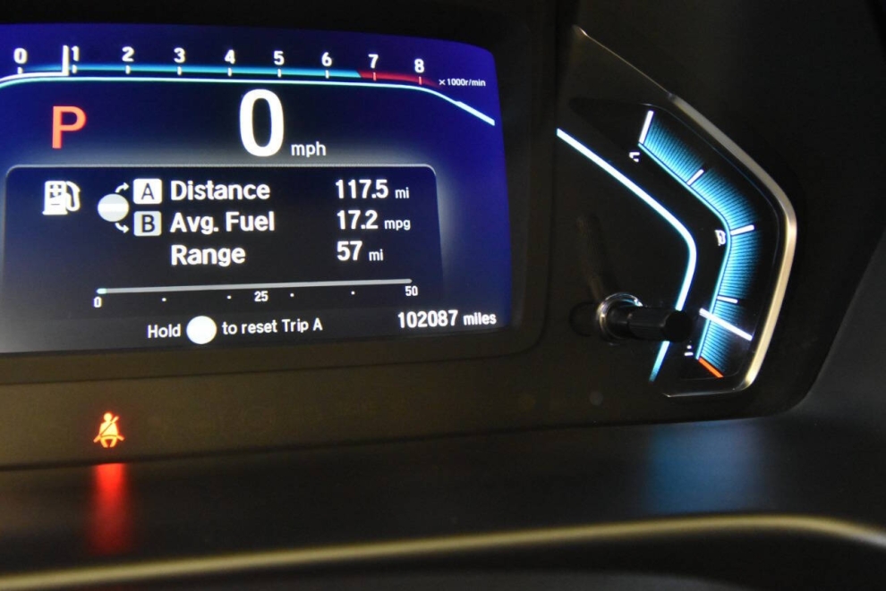 2019 Honda Odyssey Elite 4dr Mini Van, White, Mileage: 101,961 - photo 26