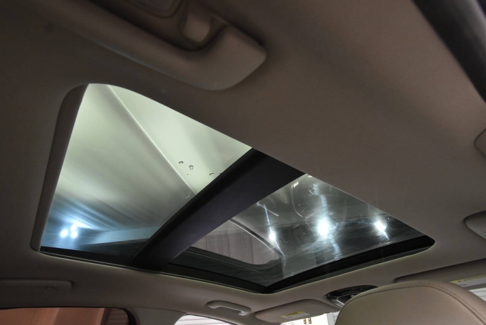 2022 Hyundai Sonata Limited 4dr Sedan, Gray, Mileage: 21,763 - photo 16