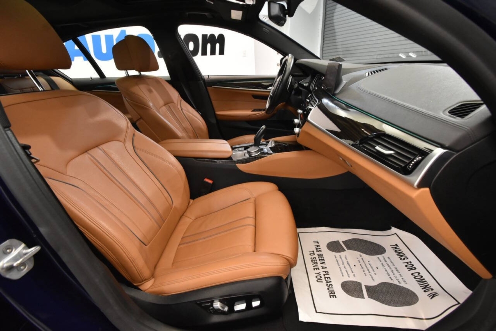2019 BMW 5 Series M550i xDrive AWD 4dr Sedan, Blue, Mileage: 63,184 - photo 16
