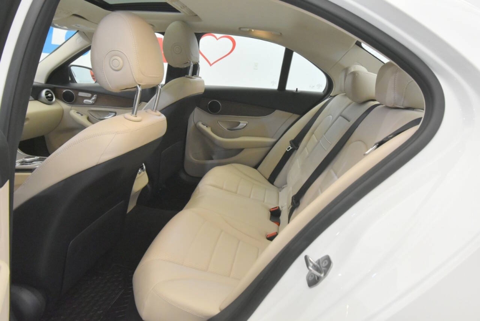 2019 Mercedes-Benz C-Class C 300 4MATIC AWD 4dr Sedan, White, Mileage: 40,712 - photo 12