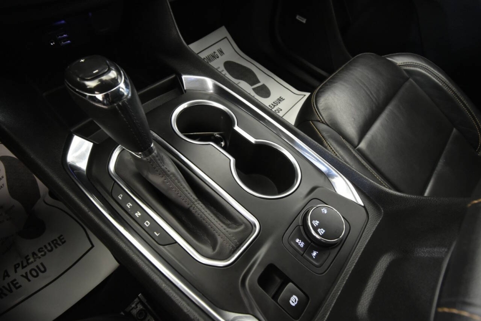 2020 Chevrolet Traverse RS 4x4 4dr SUV, White, Mileage: 83,489 - photo 23