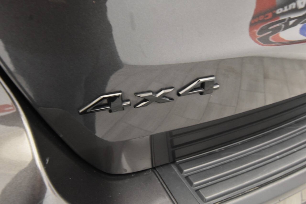 2019 Jeep Grand Cherokee Altitude 4x4 4dr SUV, Gray, Mileage: 50,688 - photo 31