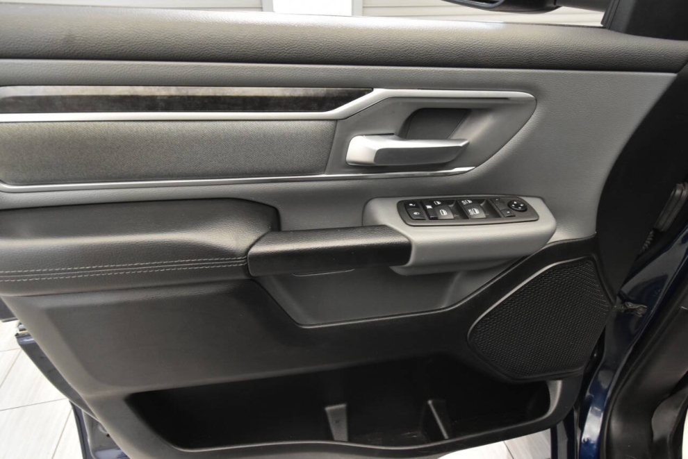 2021 RAM 1500 Big Horn 4x4 4dr Quad Cab 6.4 ft. SB Pickup, Blue, Mileage: 54,326 - photo 12