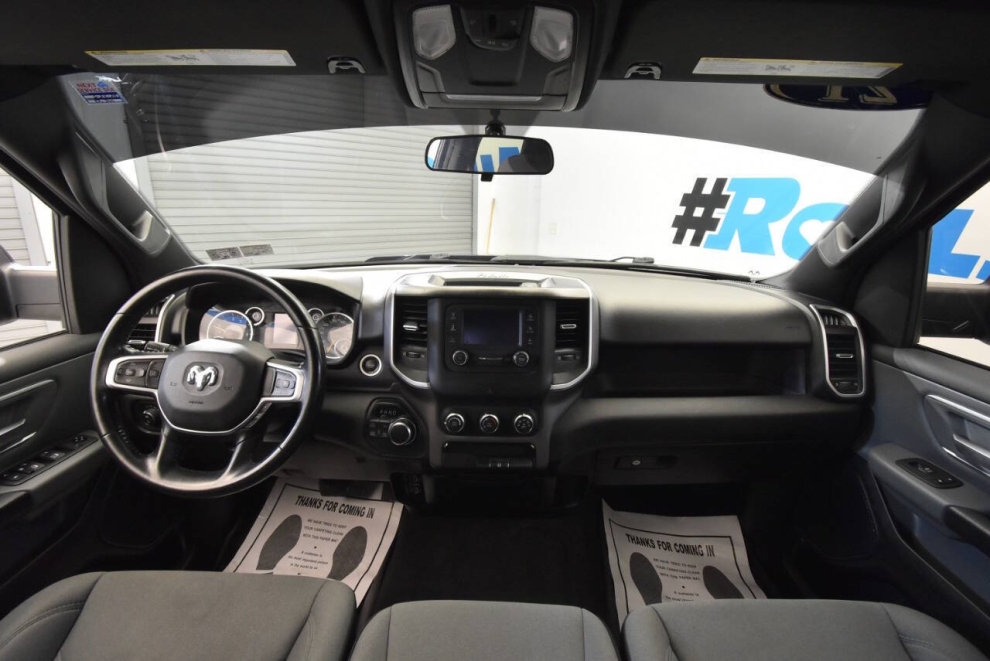 2021 RAM 1500 Big Horn 4x4 4dr Quad Cab 6.4 ft. SB Pickup, Blue, Mileage: 54,326 - photo 16