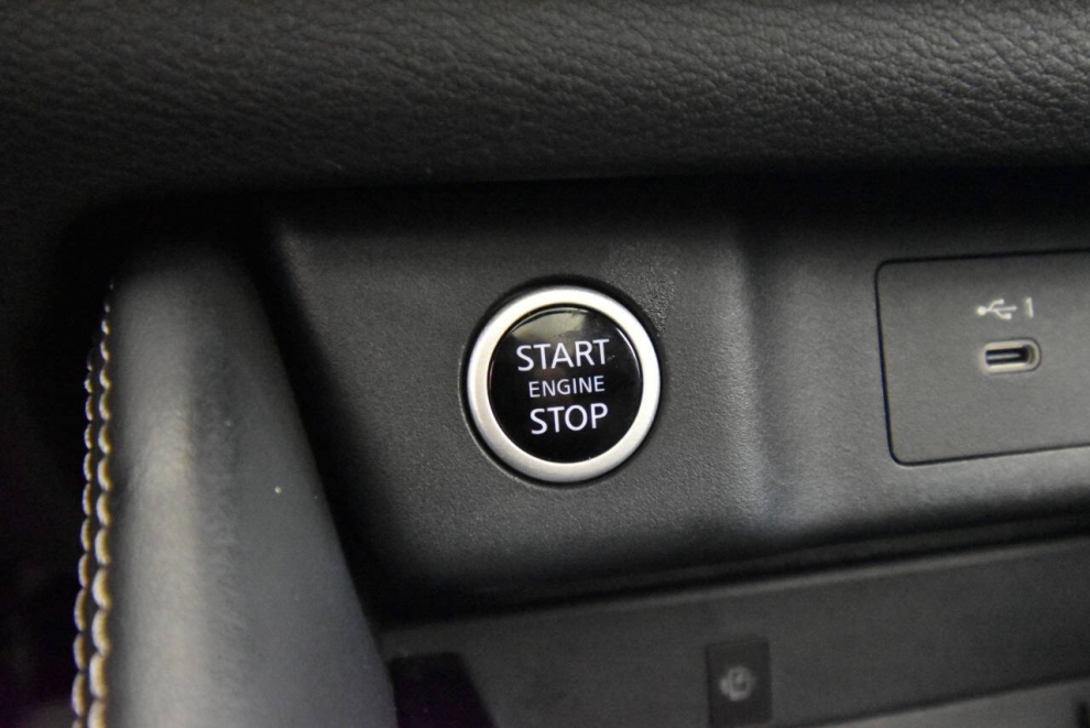 2022 Nissan Rogue Platinum AWD 4dr Crossover, Tan, Mileage: 46,879 - photo 20