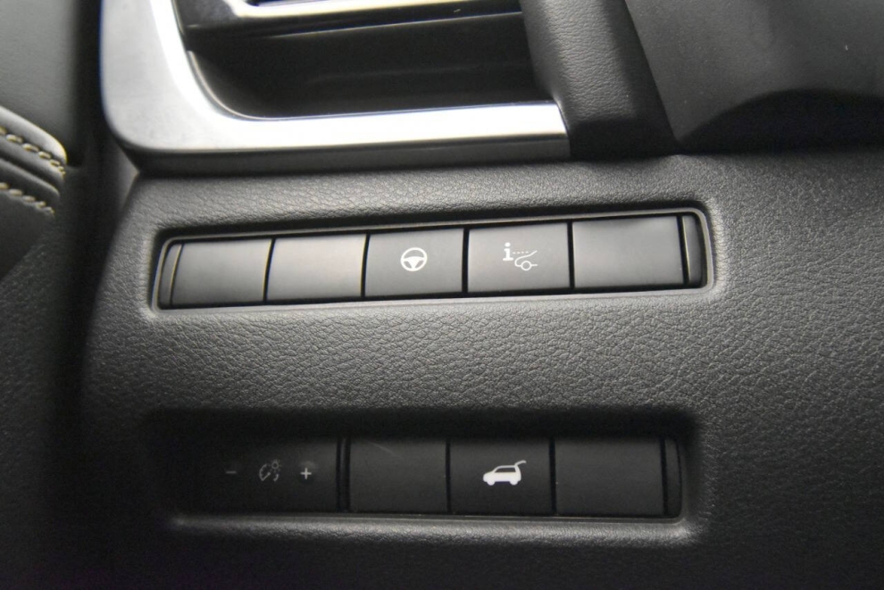 2022 Nissan Rogue Platinum AWD 4dr Crossover, Tan, Mileage: 46,879 - photo 29