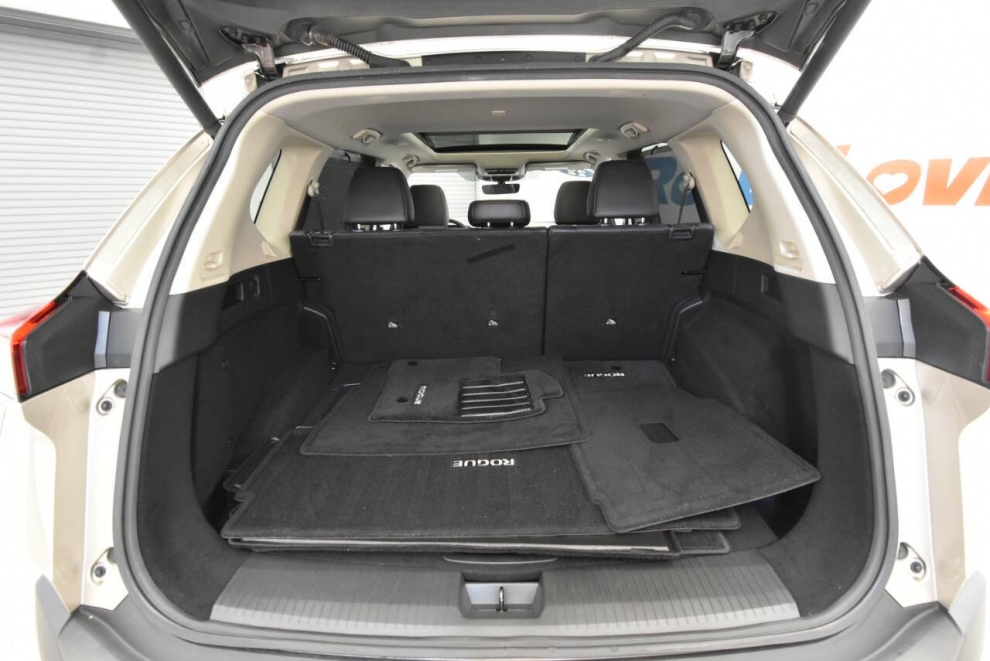 2022 Nissan Rogue Platinum AWD 4dr Crossover, Tan, Mileage: 46,879 - photo 33