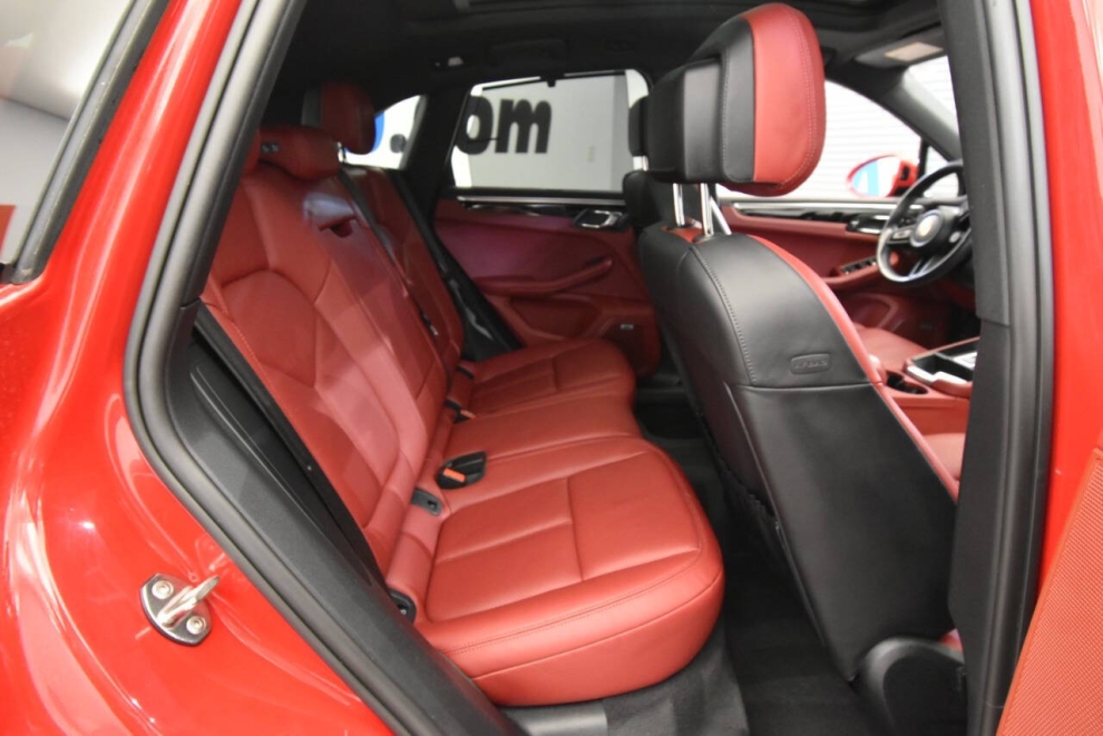 2022 Porsche Macan S AWD 4dr SUV, Red, Mileage: 67,698 - photo 17