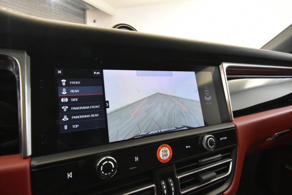 2022 Porsche Macan S AWD 4dr SUV, Red, Mileage: 67,698 - photo 23