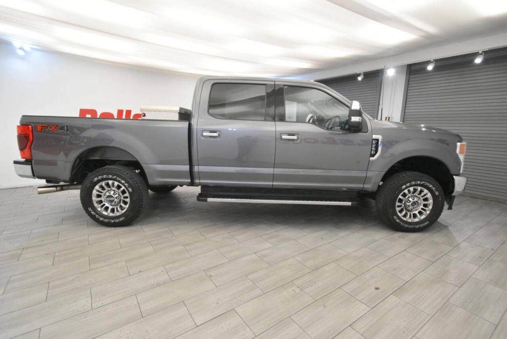 2021 Ford F-250 Super Duty XLT 4x4 4dr Crew Cab 6.8 ft. SB Pickup, Gray, Mileage: 26,298 - photo 5