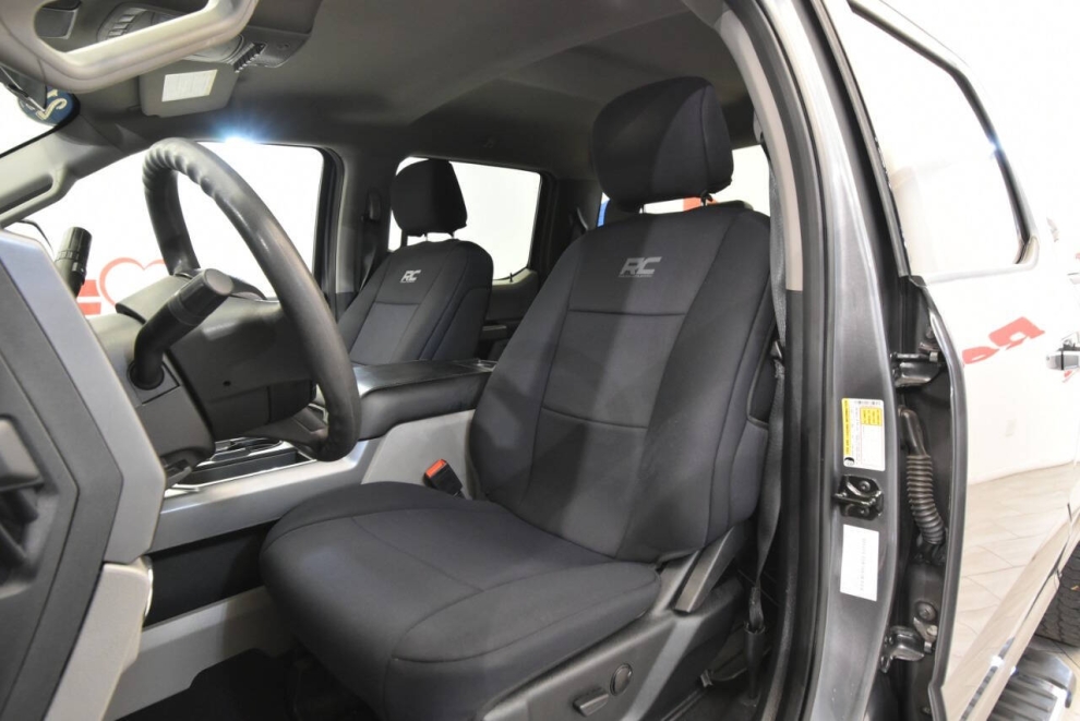 2021 Ford F-250 Super Duty XLT 4x4 4dr Crew Cab 6.8 ft. SB Pickup, Gray, Mileage: 26,298 - photo 9