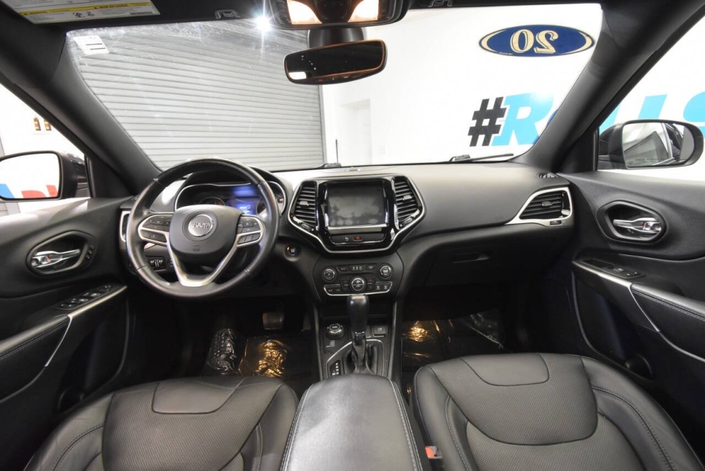 2020 Jeep Cherokee High Altitude 4x4 4dr SUV, Black, Mileage: 80,047 - photo 17