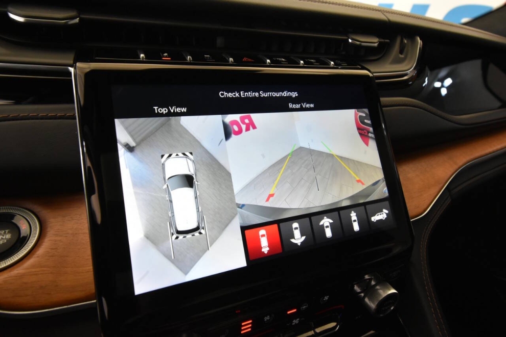 2022 Jeep Grand Cherokee L Summit Reserve 4x4 4dr SUV, Brown, Mileage: 96,595 - photo 26