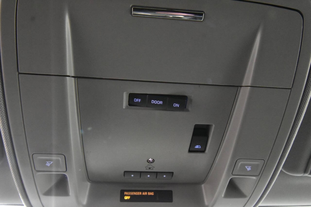 2016 GMC Sierra 1500 SLT 4x4 4dr Crew Cab 5.8 ft. SB, Black, Mileage: 114,486 - photo 20