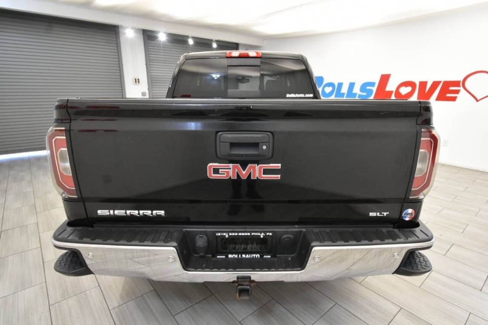 2016 GMC Sierra 1500 SLT 4x4 4dr Crew Cab 5.8 ft. SB, Black, Mileage: 114,486 - photo 3