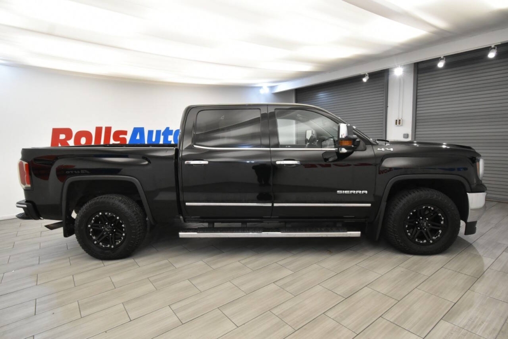 2016 GMC Sierra 1500 SLT 4x4 4dr Crew Cab 5.8 ft. SB, Black, Mileage: 114,486 - photo 5
