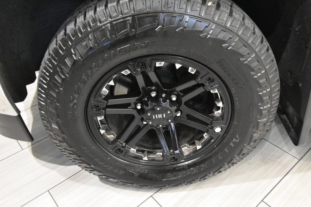 2016 GMC Sierra 1500 SLT 4x4 4dr Crew Cab 5.8 ft. SB, Black, Mileage: 114,486 - photo 9