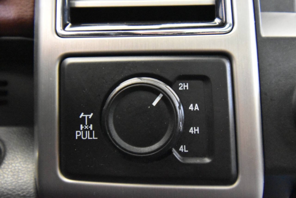 2018 Ford F-150 Platinum 4x4 4dr SuperCrew 5.5 ft. SB, Blue, Mileage: 84,550 - photo 21