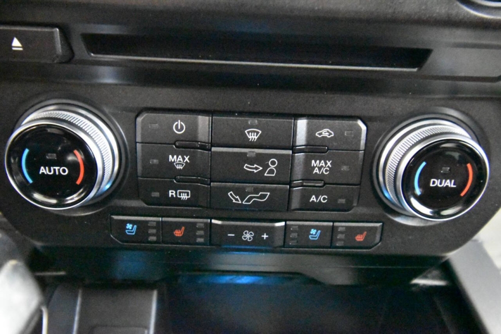 2018 Ford F-150 Platinum 4x4 4dr SuperCrew 5.5 ft. SB, Blue, Mileage: 84,550 - photo 23