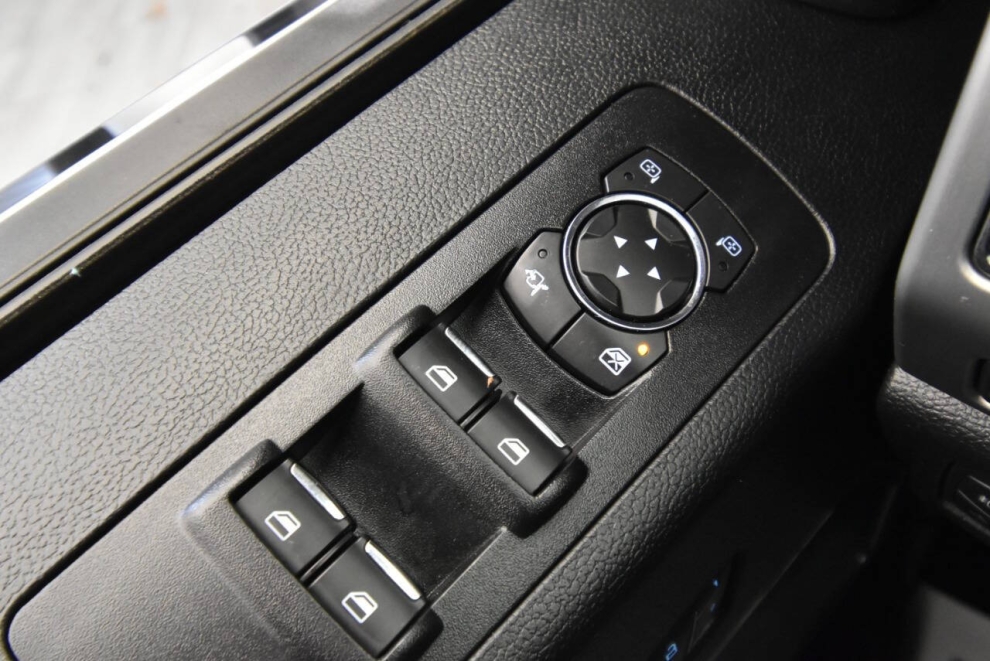 2018 Ford F-150 Platinum 4x4 4dr SuperCrew 5.5 ft. SB, Blue, Mileage: 84,550 - photo 37