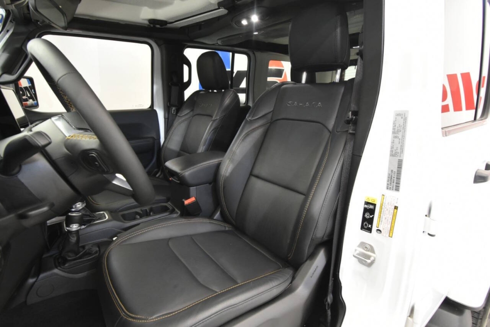 2024 Jeep Wrangler Sahara 4xe 4x4 4dr SUV, White, Mileage: 52,267 - photo 10