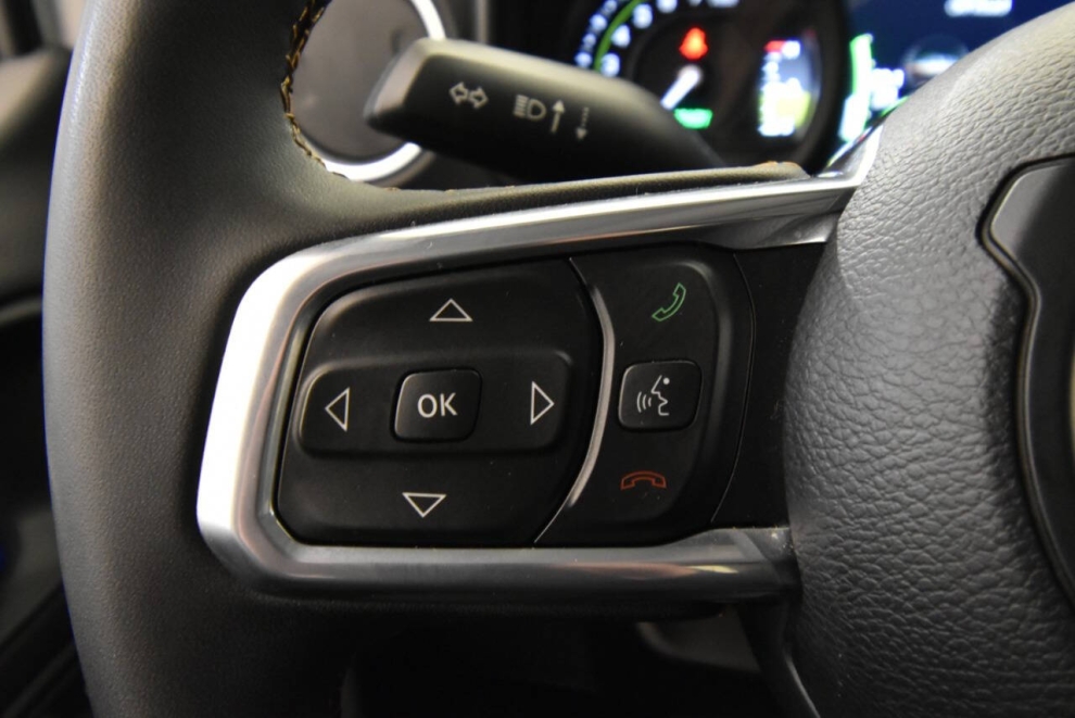 2024 Jeep Wrangler Sahara 4xe 4x4 4dr SUV, White, Mileage: 52,267 - photo 25