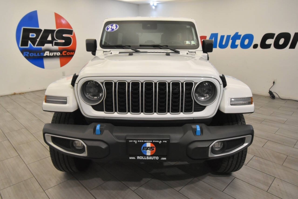 2024 Jeep Wrangler Sahara 4xe 4x4 4dr SUV, White, Mileage: 52,267 - photo 7