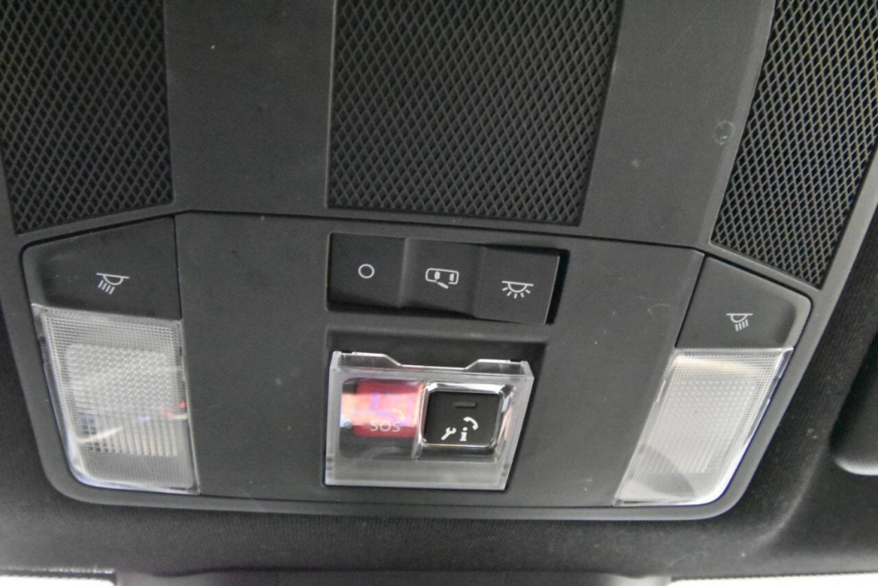 2024 Mitsubishi Eclipse Cross SEL AWD 4dr Crossover, Blue, Mileage: 40,496 - photo 21