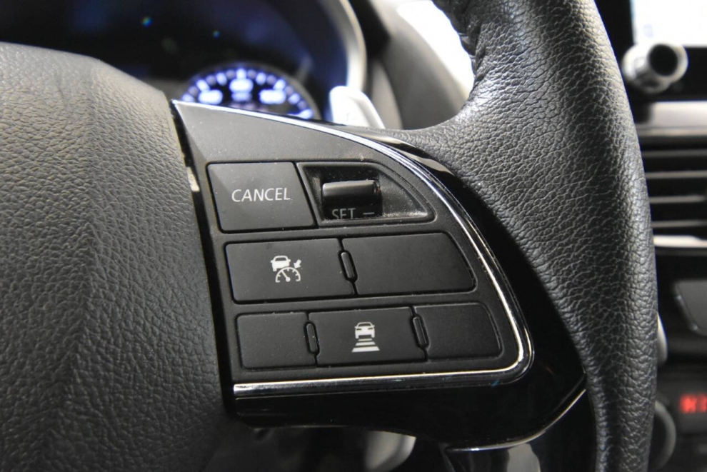 2024 Mitsubishi Eclipse Cross SEL AWD 4dr Crossover, Blue, Mileage: 40,496 - photo 25