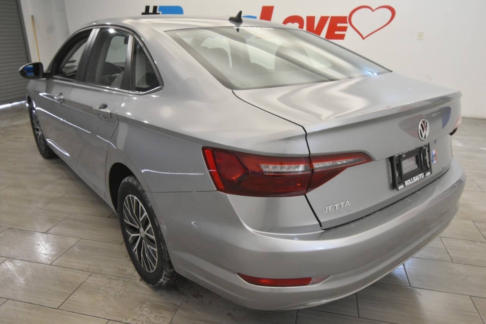 2021 Volkswagen Jetta S 4dr Sedan 8A, Plata, Mileage: 90,227 - photo 2