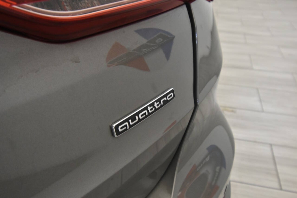 2021 Audi Q3 quattro S line Prem Plus 45 TFSI AWD Premium 4dr SUV, Gray, Mileage: 53,546 - photo 30