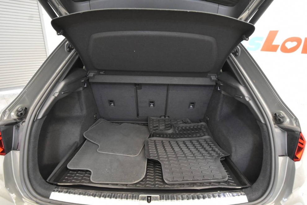 2021 Audi Q3 quattro S line Prem Plus 45 TFSI AWD Premium 4dr SUV, Gray, Mileage: 53,546 - photo 31