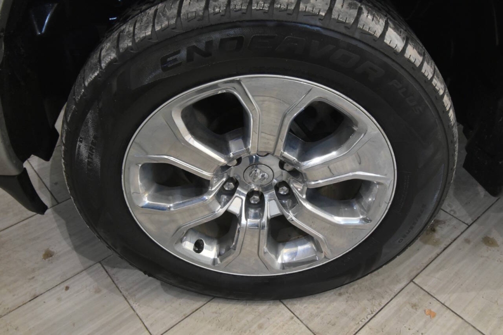 2021 RAM 1500, Plata, Mileage: 87,715 - photo 9