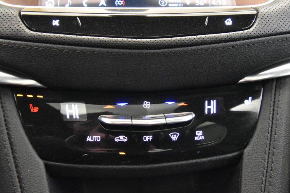 2024 Cadillac XT5 Premium Luxury 4x4 4dr SUV, White, Mileage: 96,040 - photo 17