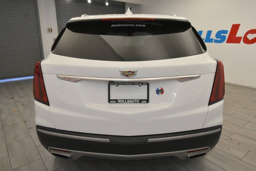 2024 Cadillac XT5 Premium Luxury 4x4 4dr SUV, White, Mileage: 96,040 - photo 3