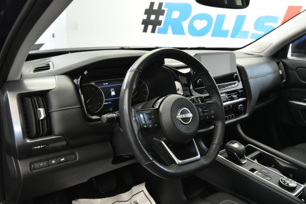 2022 Nissan Pathfinder SL AWD 4dr SUV, Blue, Mileage: 76,574 - photo 11