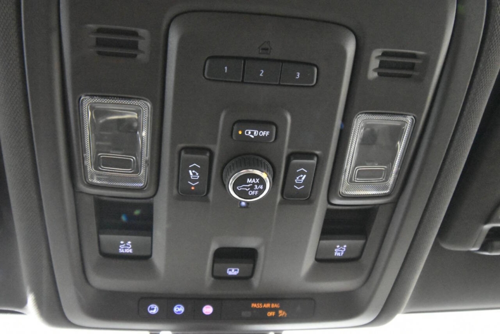 2022 Chevrolet Tahoe LT 4x4 4dr SUV, Gray, Mileage: 95,949 - photo 24