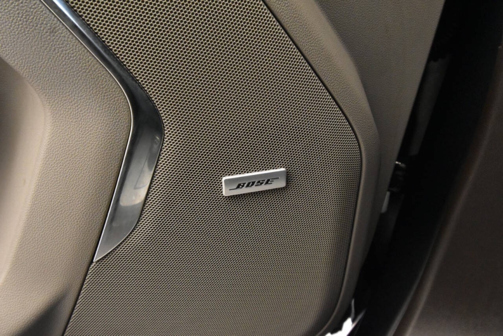 2022 Chevrolet Tahoe LT 4x4 4dr SUV, Gray, Mileage: 95,949 - photo 31