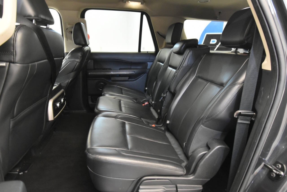2023 Ford Expedition MAX XLT 4x4 4dr SUV, Gray, Mileage: 88,168 - photo 13