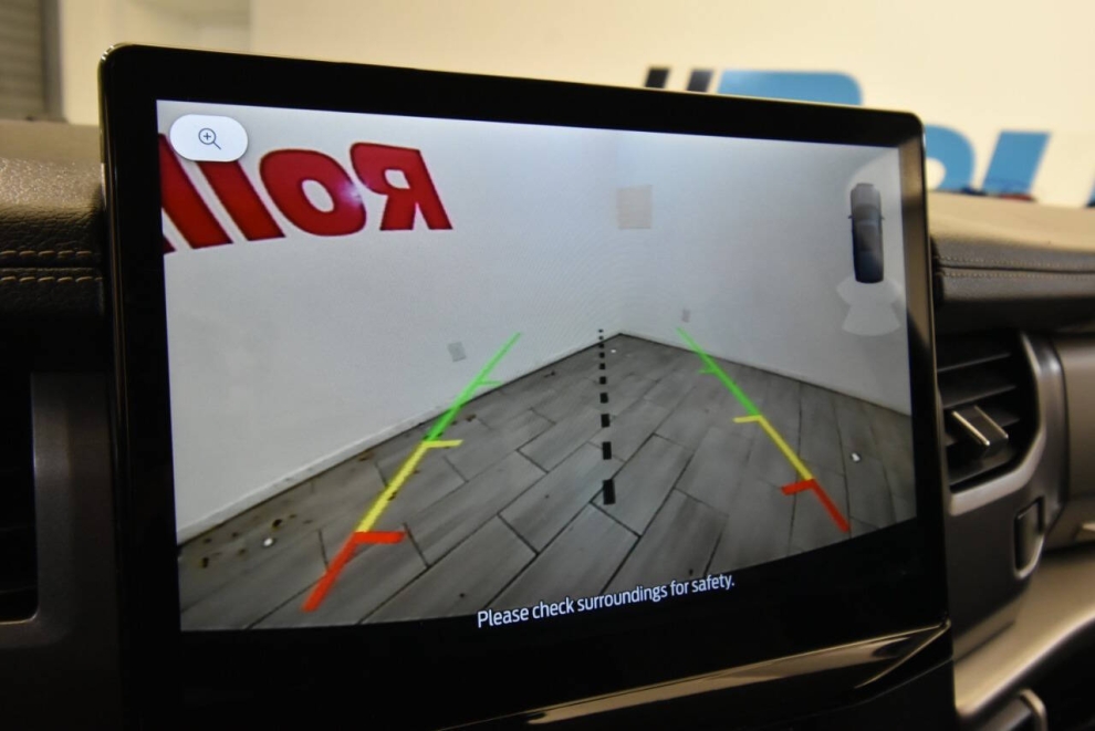 2023 Ford Expedition MAX XLT 4x4 4dr SUV, Gray, Mileage: 88,168 - photo 22